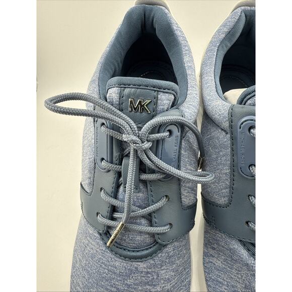 Michael Kors Women’s‎ Amanda Trainer Sneakers Sz 7.5 M Color Pale Blue White NIB - Picture 4 of 12